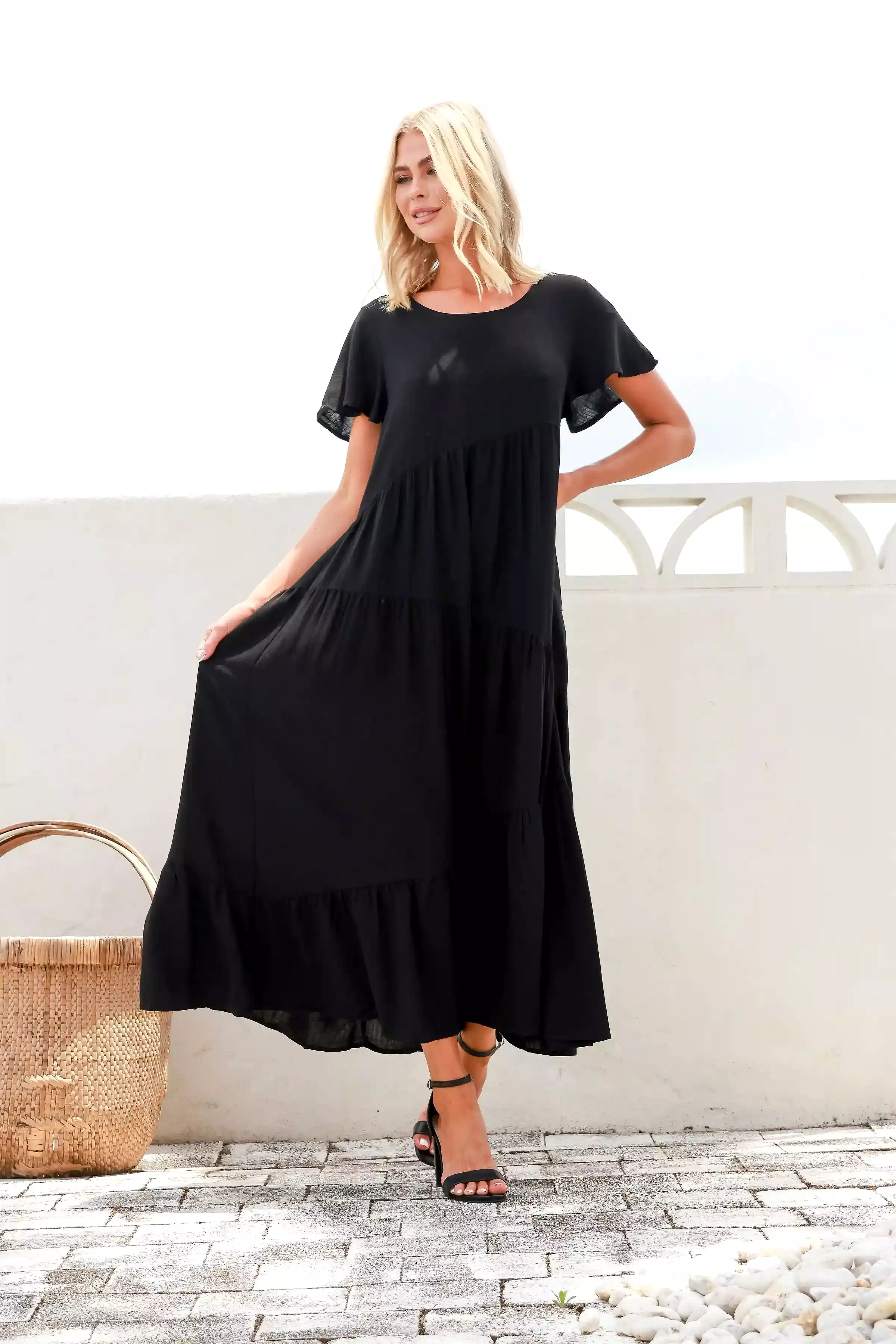 Alessia Linen Maxi Dress - Black