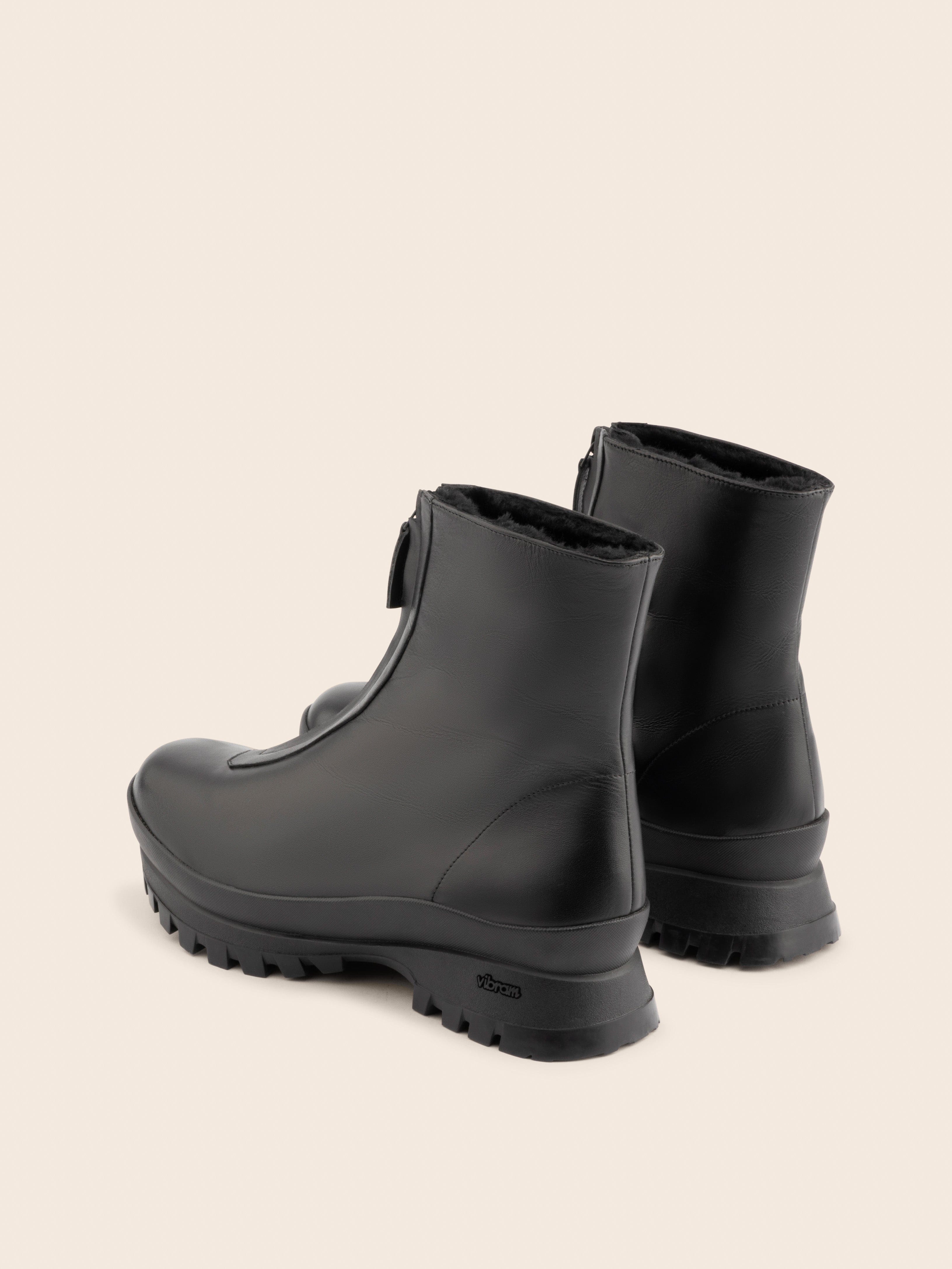 Estrella Black Winter Boot