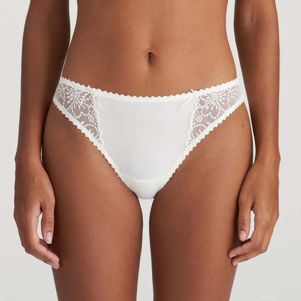 Jane Rio Brief