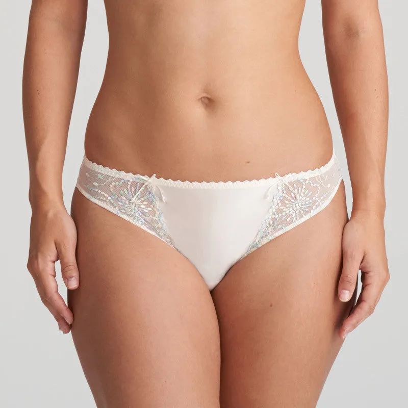 Jane Rio Brief