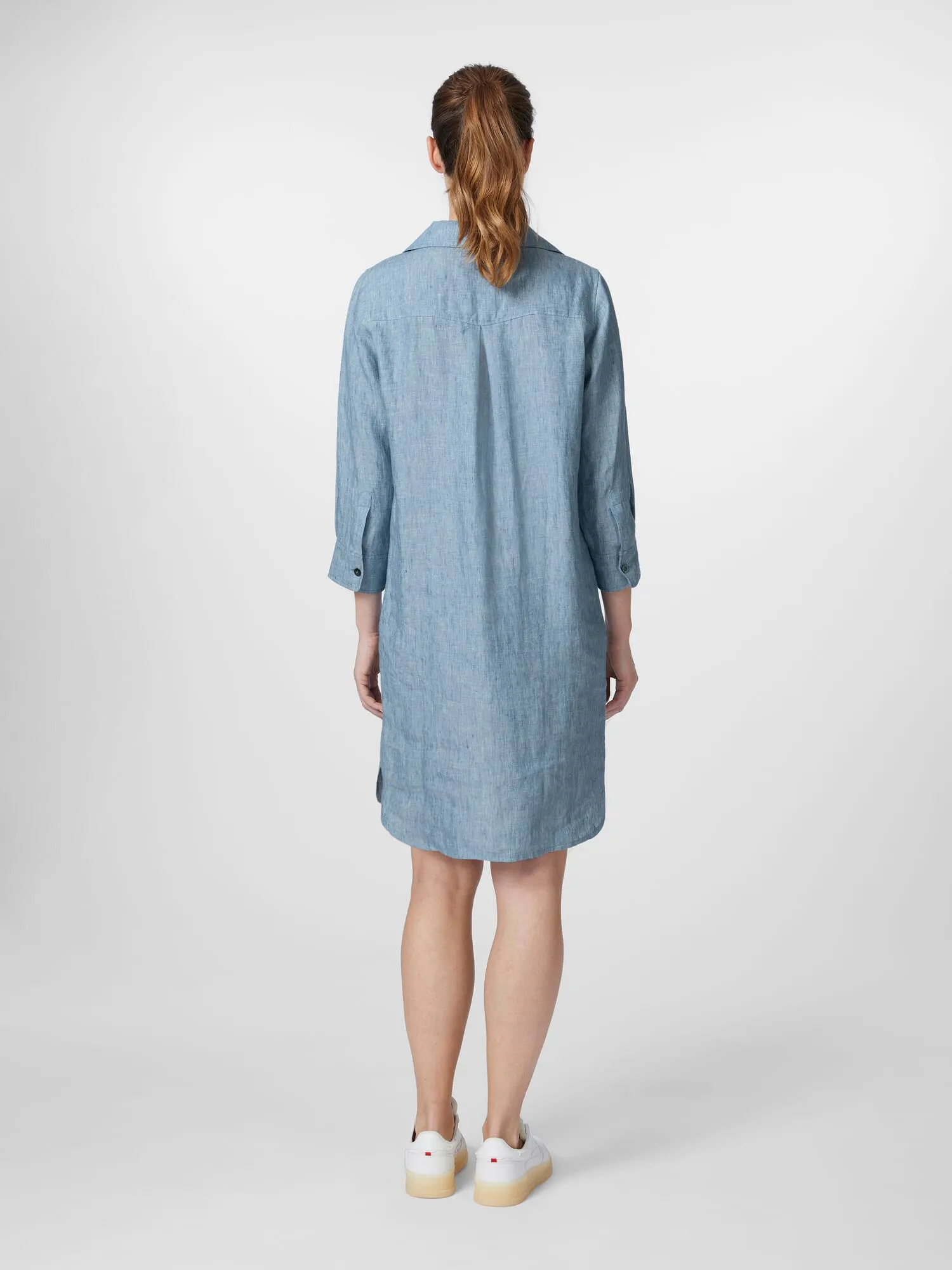 Linen dress, Light blue | Manufactum