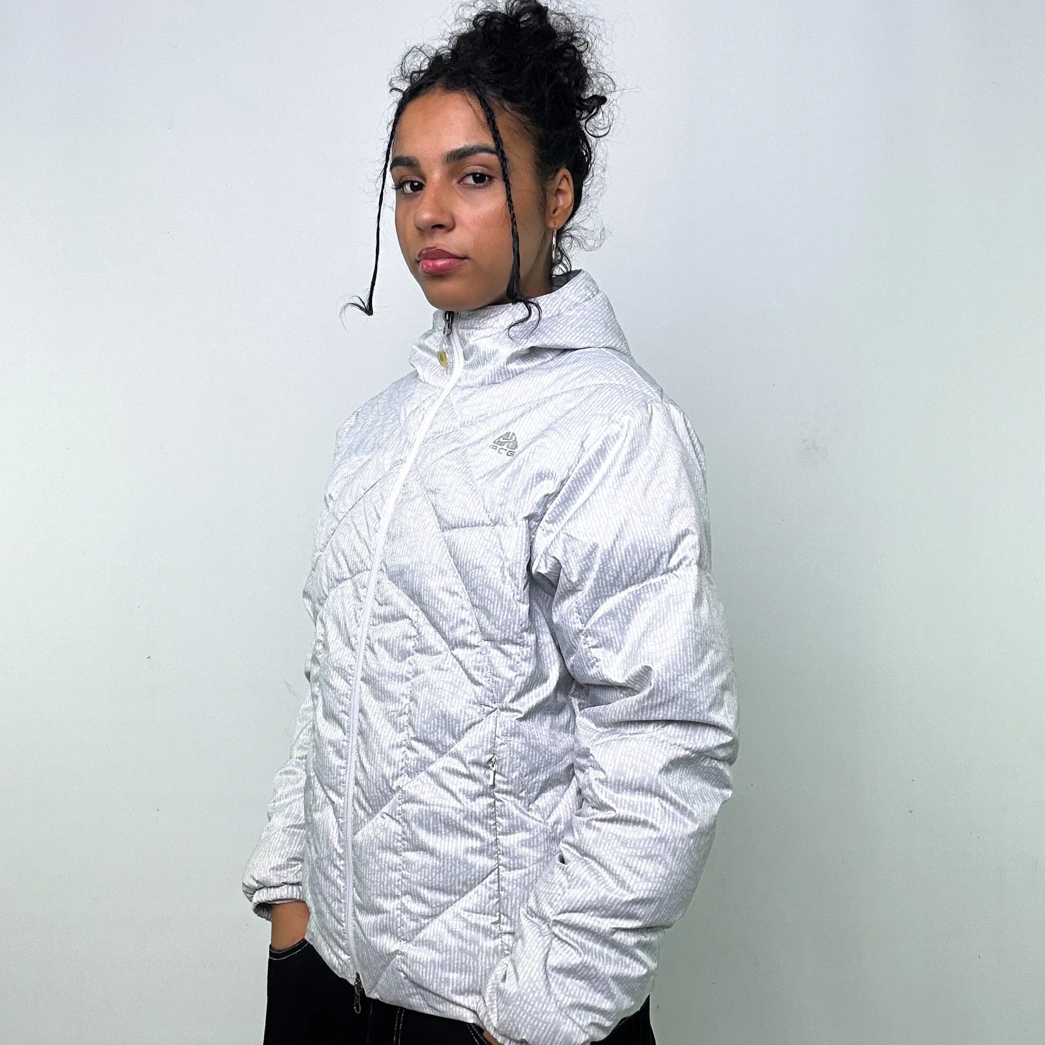 WHITE Y2KS NIKE ACG PUFFER JACKET COAT (