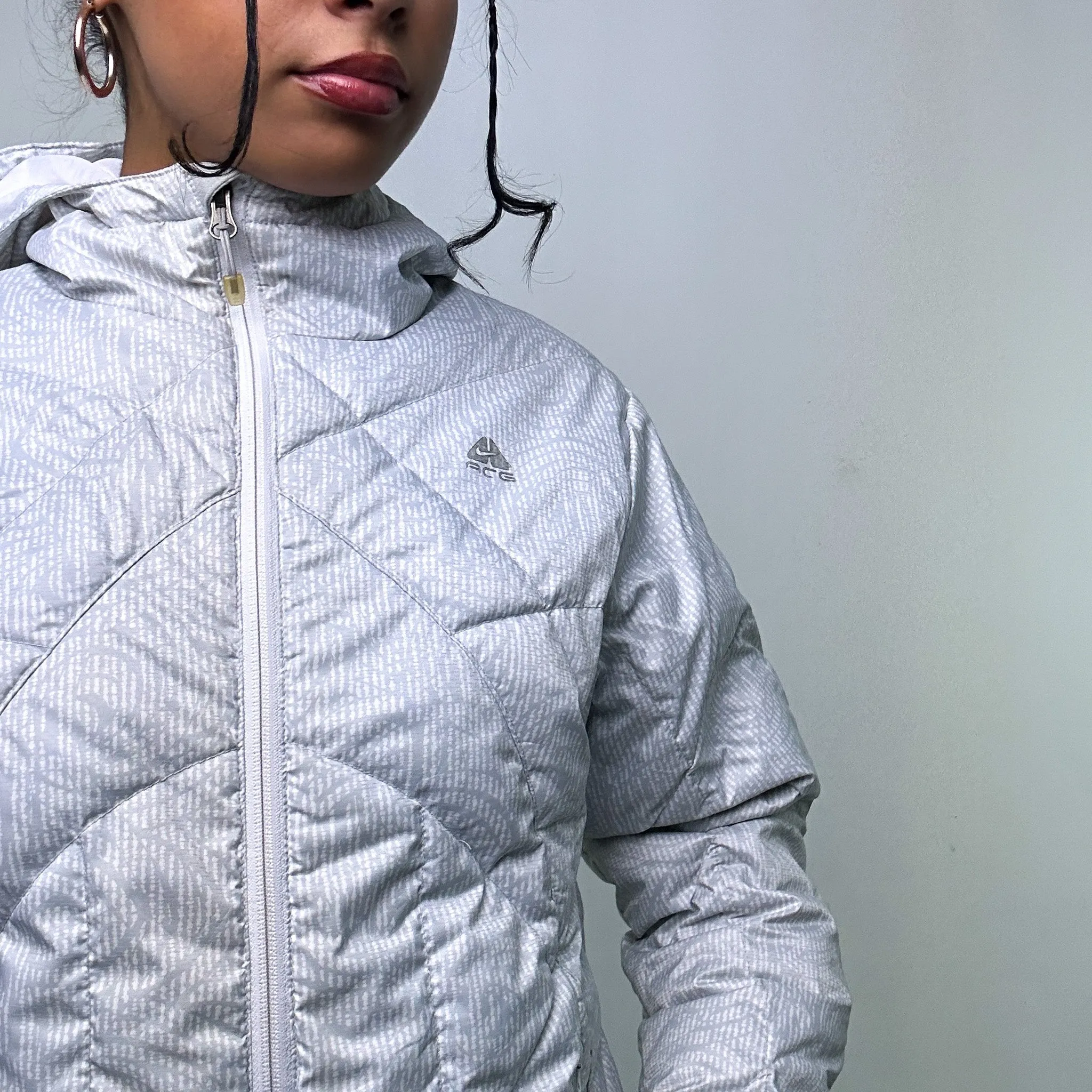 WHITE Y2KS NIKE ACG PUFFER JACKET COAT (